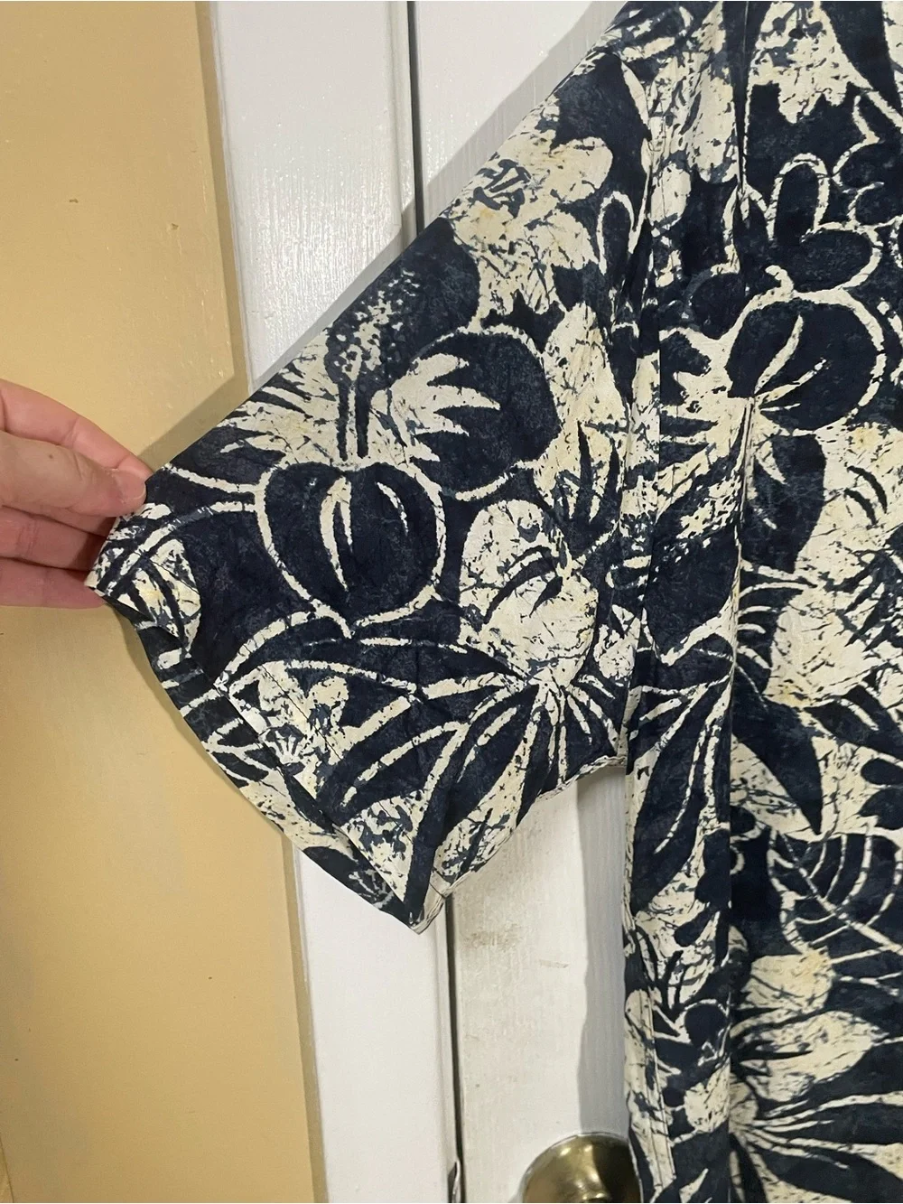 Jams World Shirt Men’s Small Hawaiian Rayon Floral Crepe Koa Indigo Aloha - Picture 7 of 8